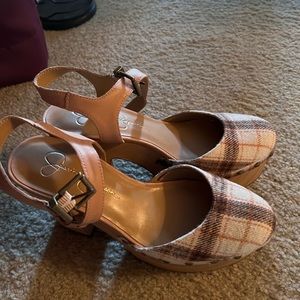 Brand new Jessica Simpson wedges.